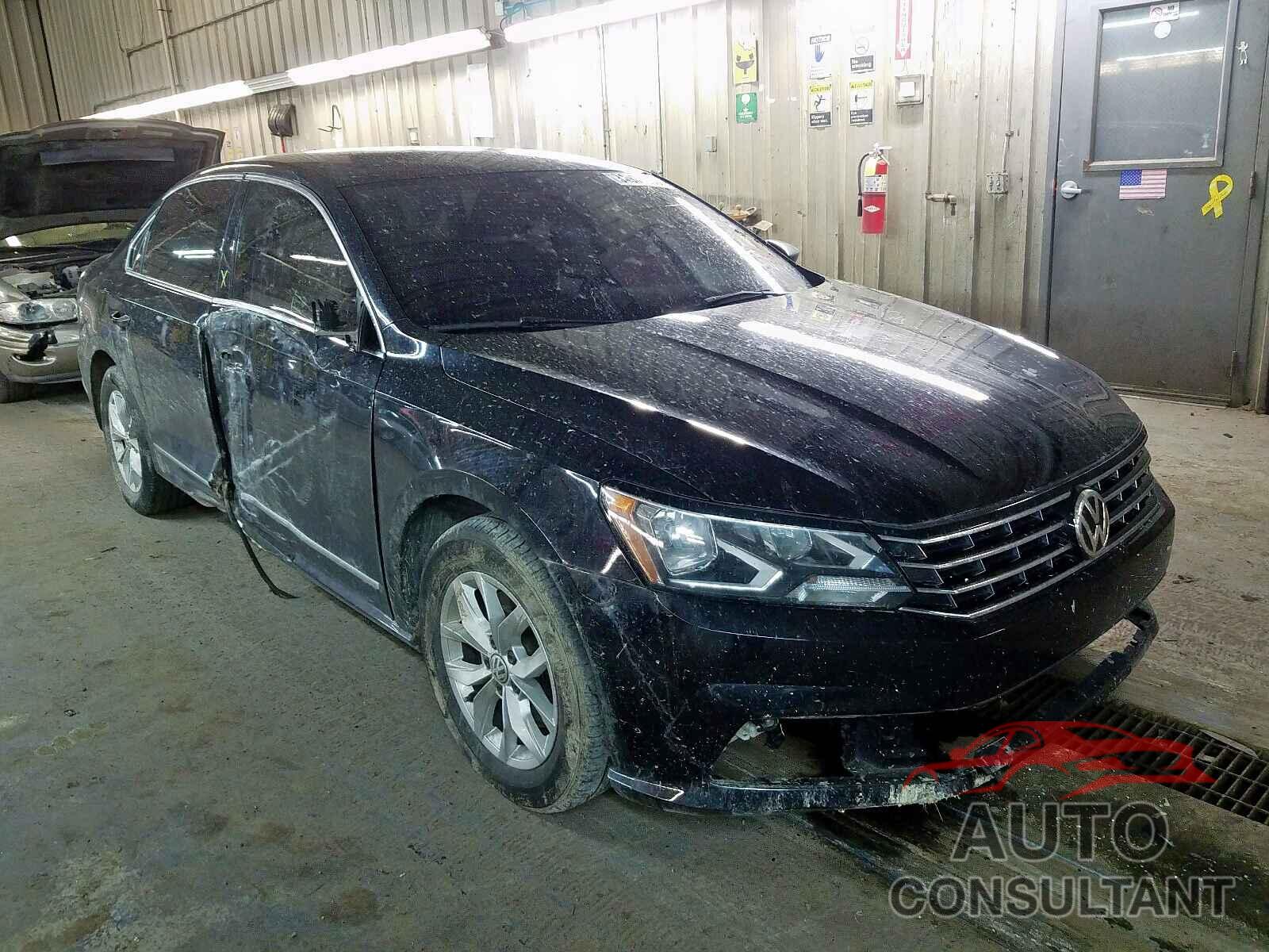 VOLKSWAGEN PASSAT 2017 - 1VWAT7A32HC053884
