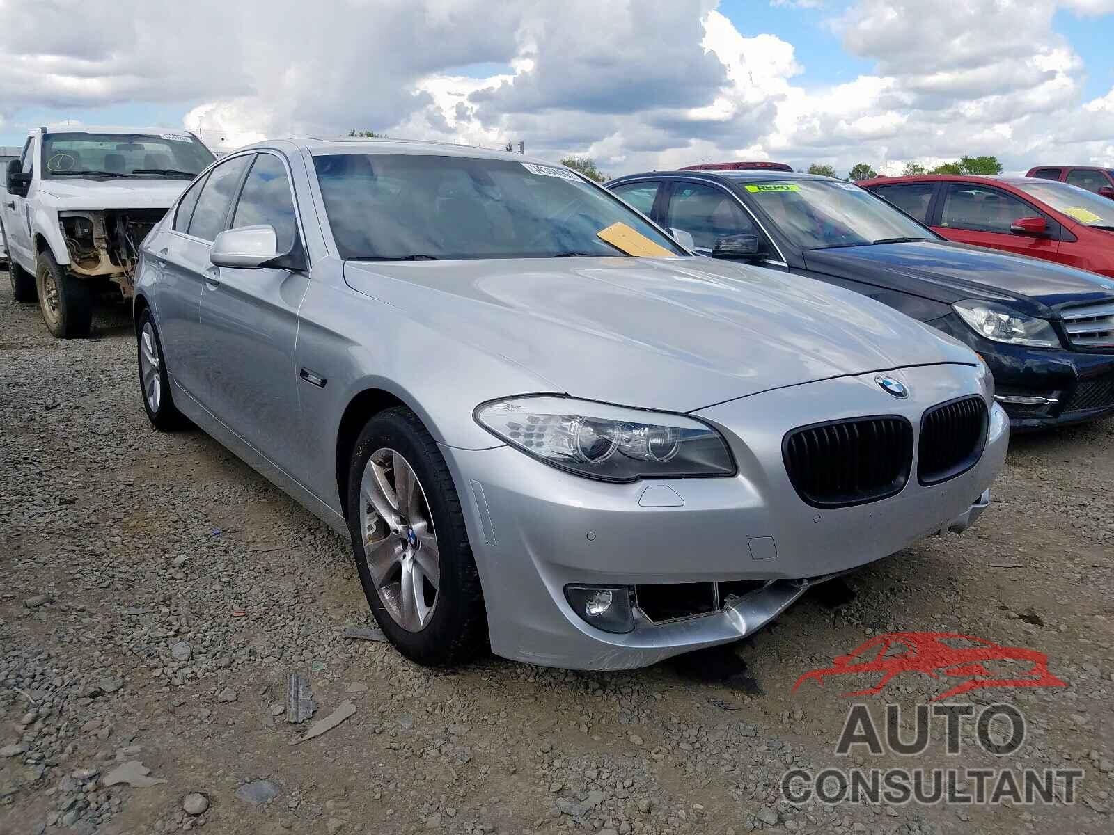 BMW 5 SERIES 2012 - WBAXG5C53CDX02712