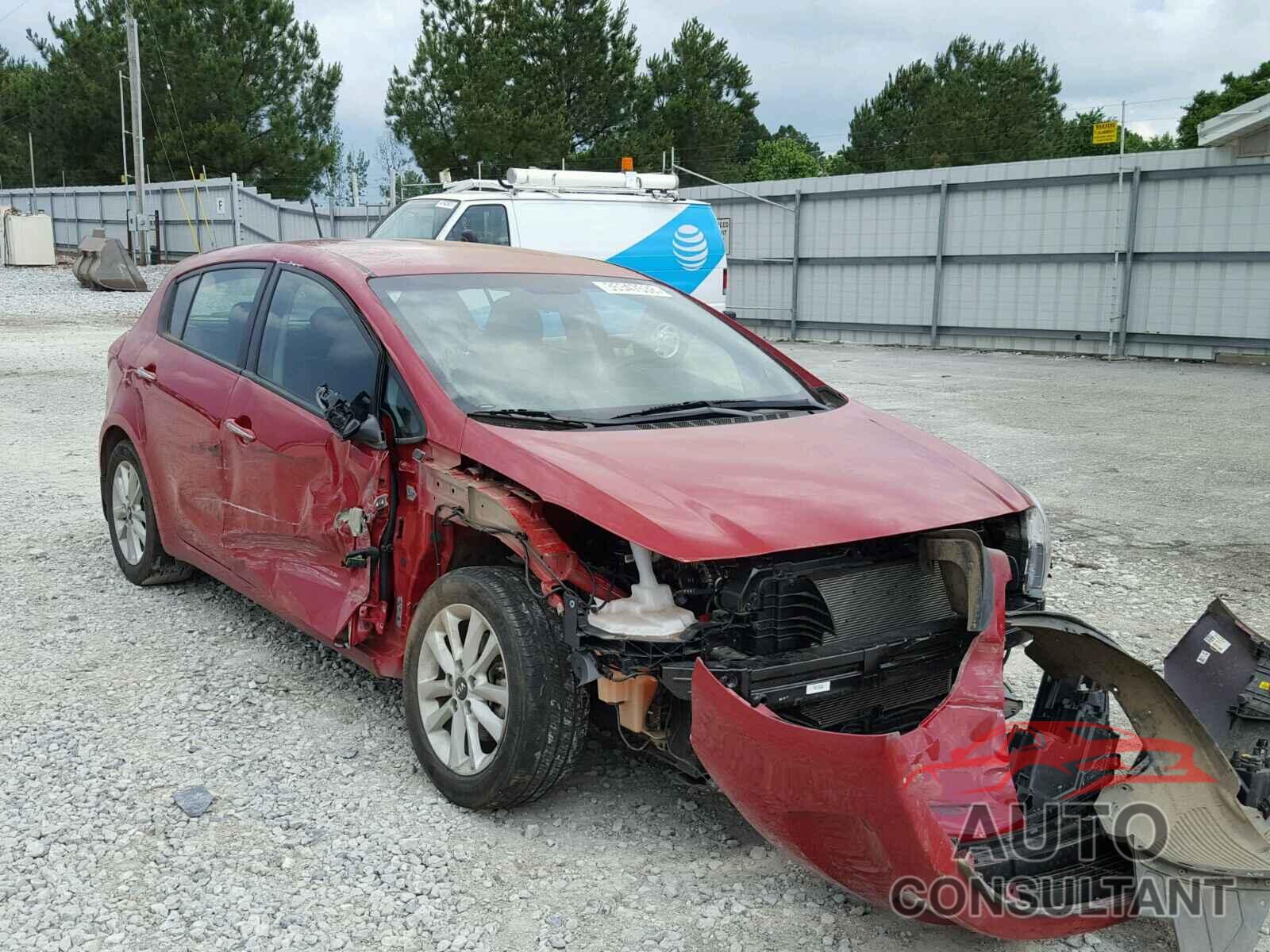 KIA FORTE 2017 - KNAFK5A82H5674944
