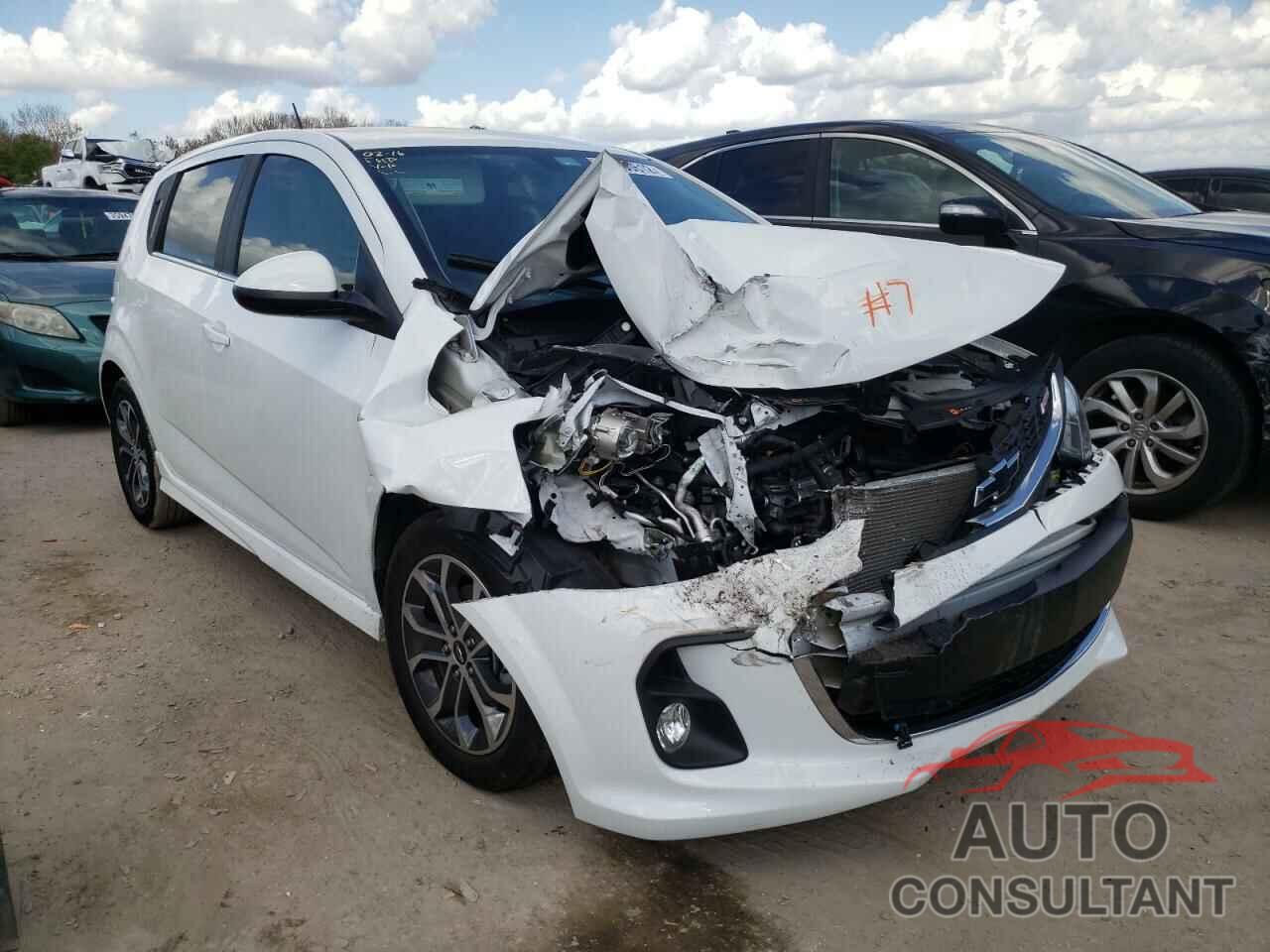 CHEVROLET SONIC 2020 - 1G1JD6SB9L4132724