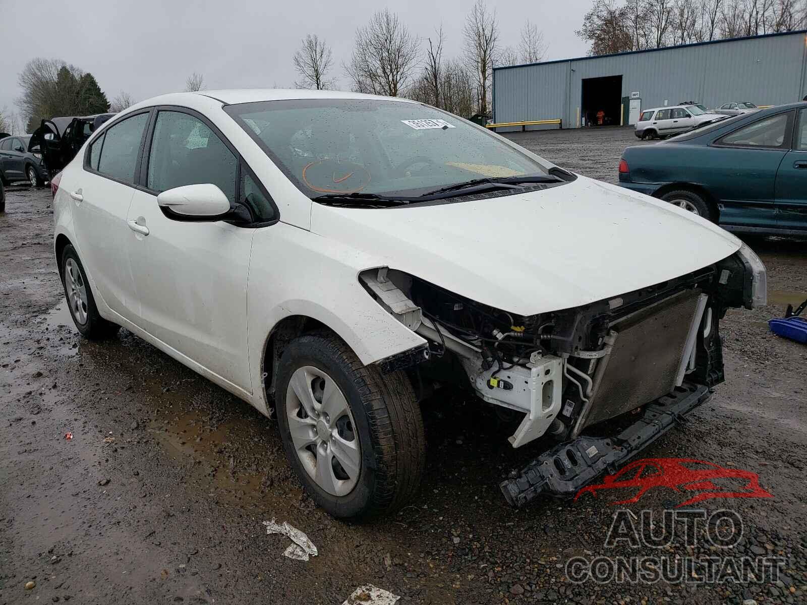 KIA FORTE 2017 - 3KPFK4A70HE153018
