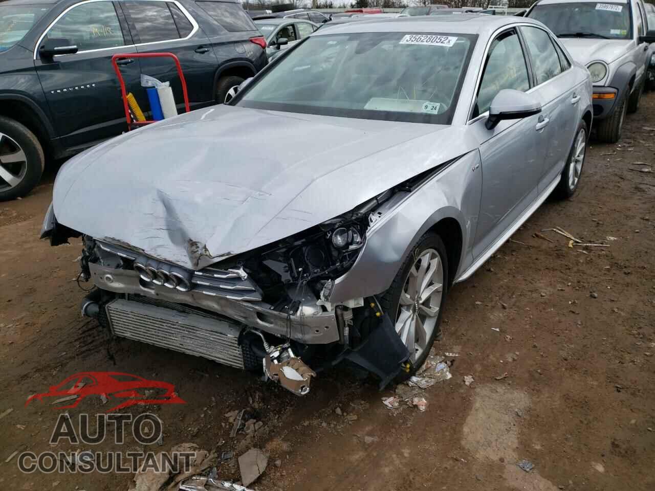 AUDI A4 2019 - WAUDNAF43KN019065