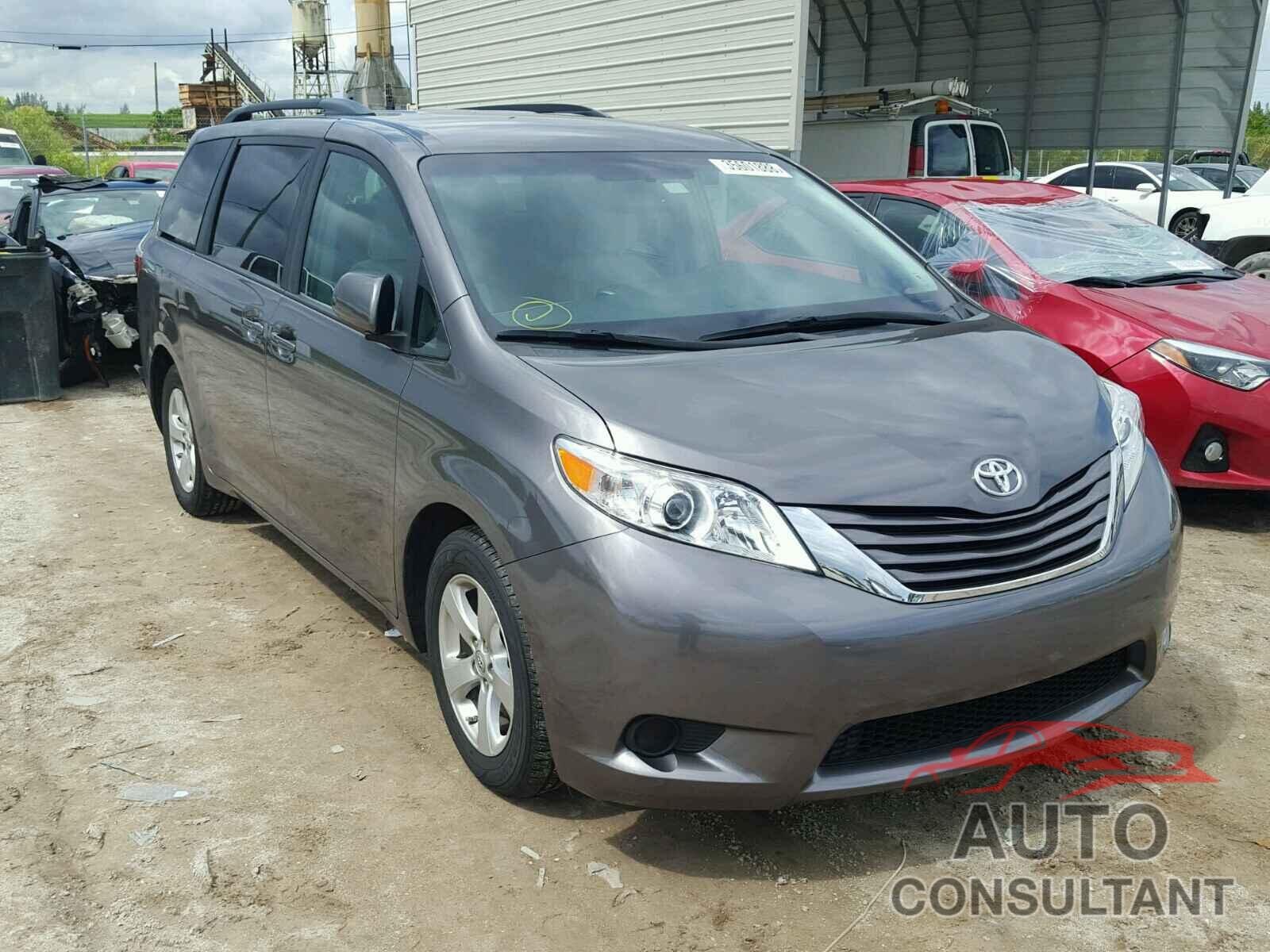 TOYOTA SIENNA 2017 - 5TDKZ3DC8HS789351