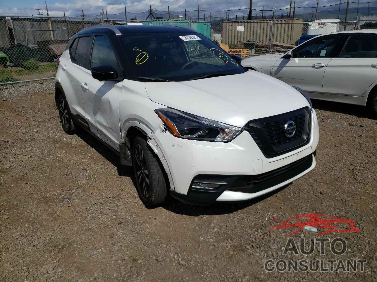 NISSAN KICKS 2018 - 3N1CP5CU0JL513356