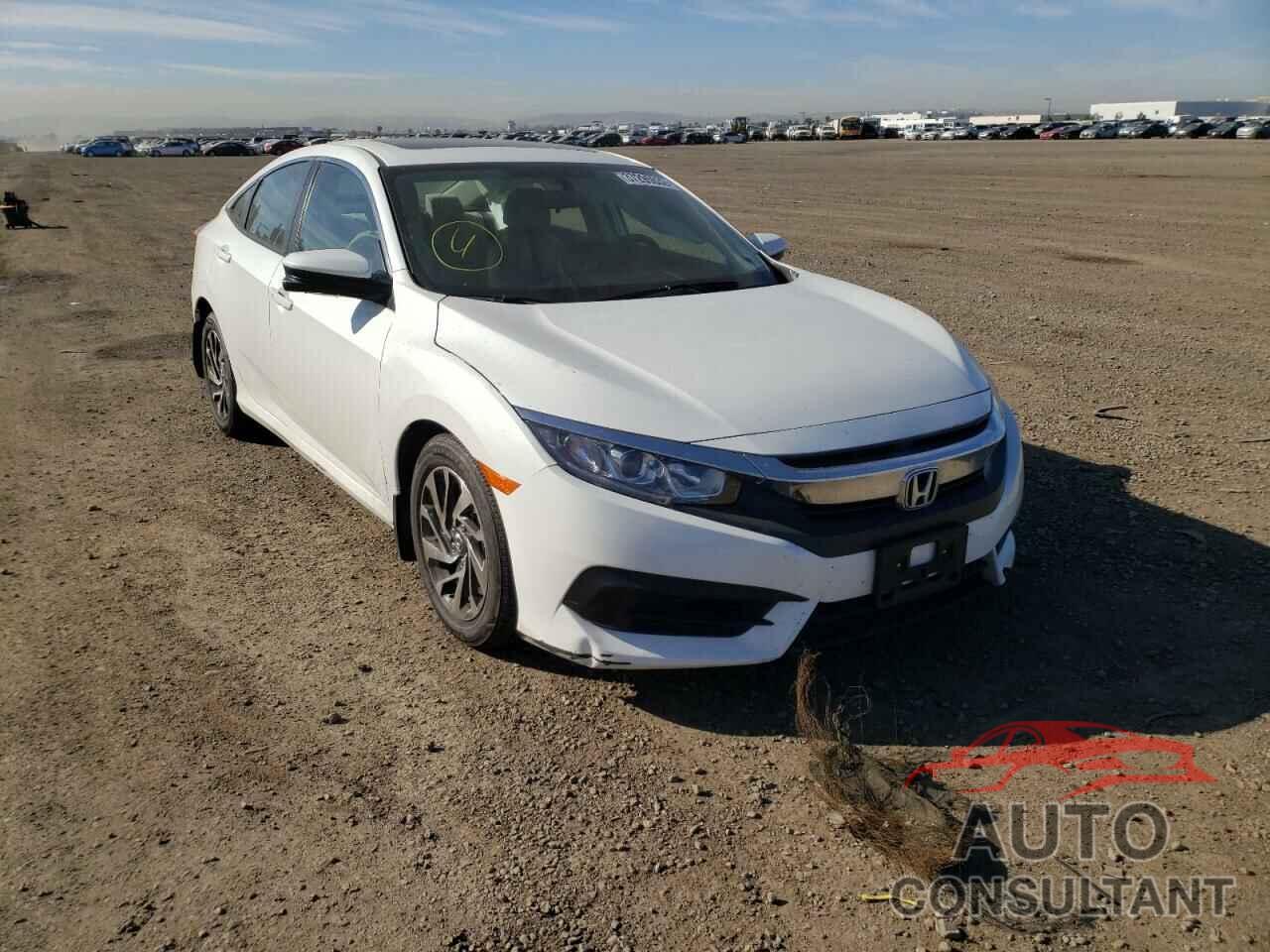 HONDA CIVIC 2018 - 2HGFC2F74JH529175