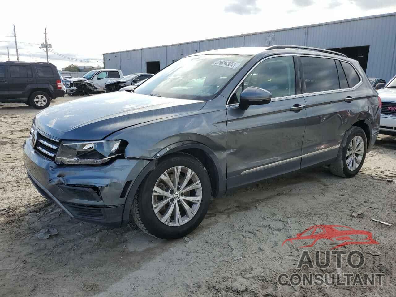 VOLKSWAGEN TIGUAN 2018 - 3VV3B7AX9JM052870