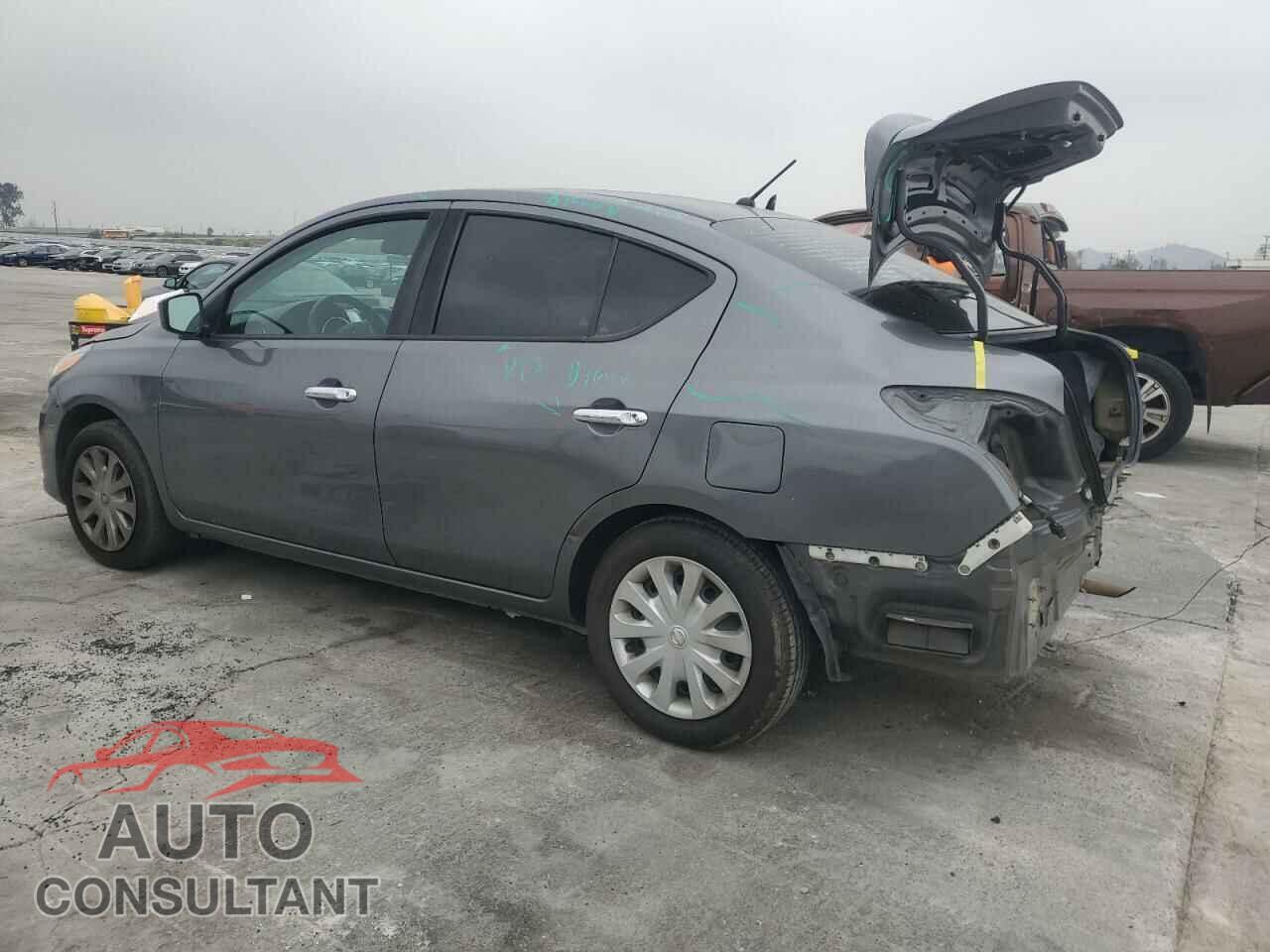 NISSAN VERSA 2017 - 3N1CN7AP1HL879254