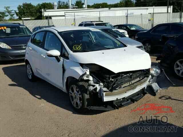 FORD FIESTA 2015 - 3FADP4EJ9FM208136