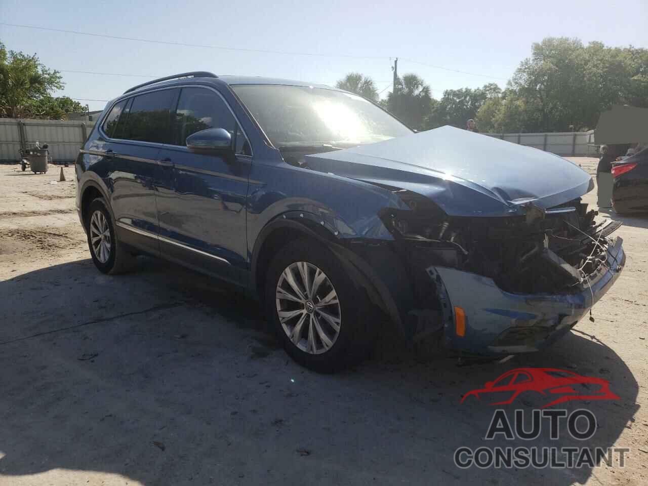 VOLKSWAGEN TIGUAN 2018 - 3VV3B7AX4JM021493