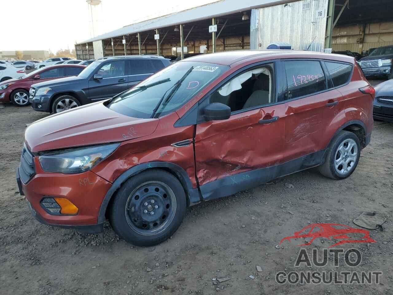 FORD ESCAPE 2019 - 1FMCU0F72KUC27977
