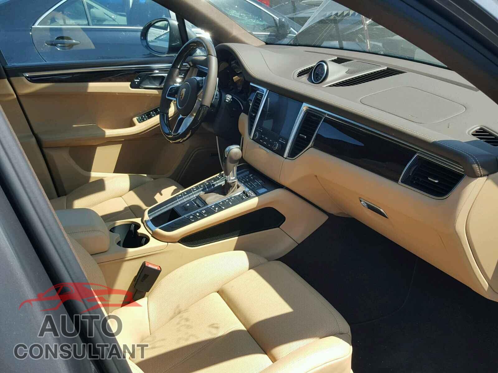 PORSCHE MACAN 2018 - WP1AA2A59JLB02483