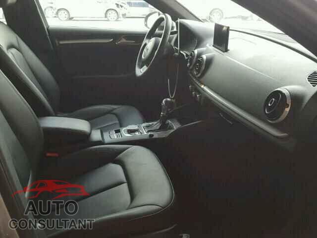 AUDI A3 2016 - WAUA7GFF1G1063095