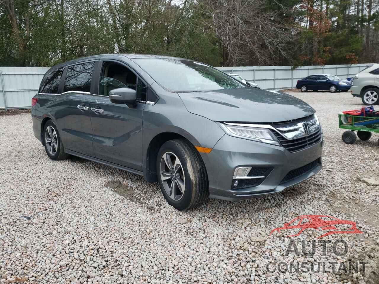 HONDA ODYSSEY 2018 - 5FNRL6H84JB048681