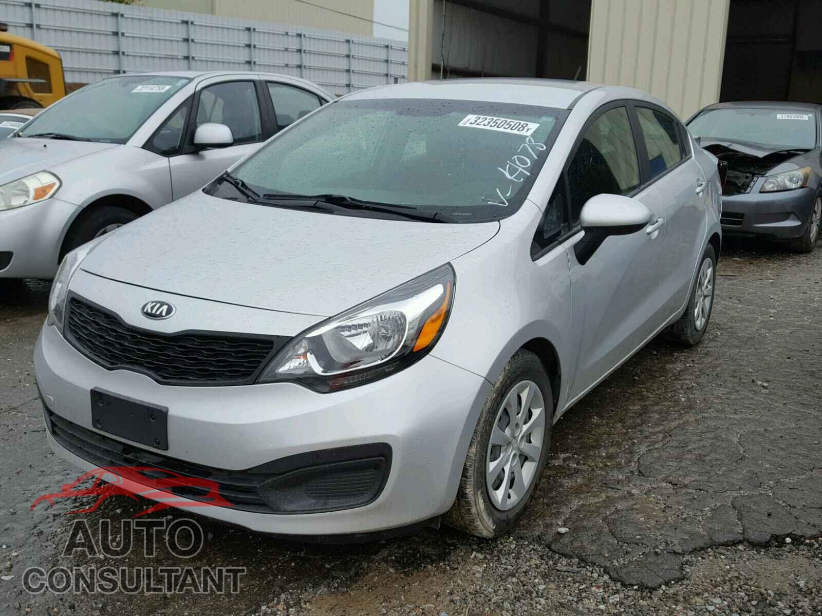 KIA RIO 2015 - KNADM4A38F6464078