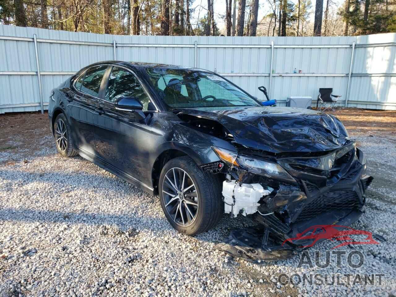 TOYOTA CAMRY 2021 - 4T1G11AK5MU405850