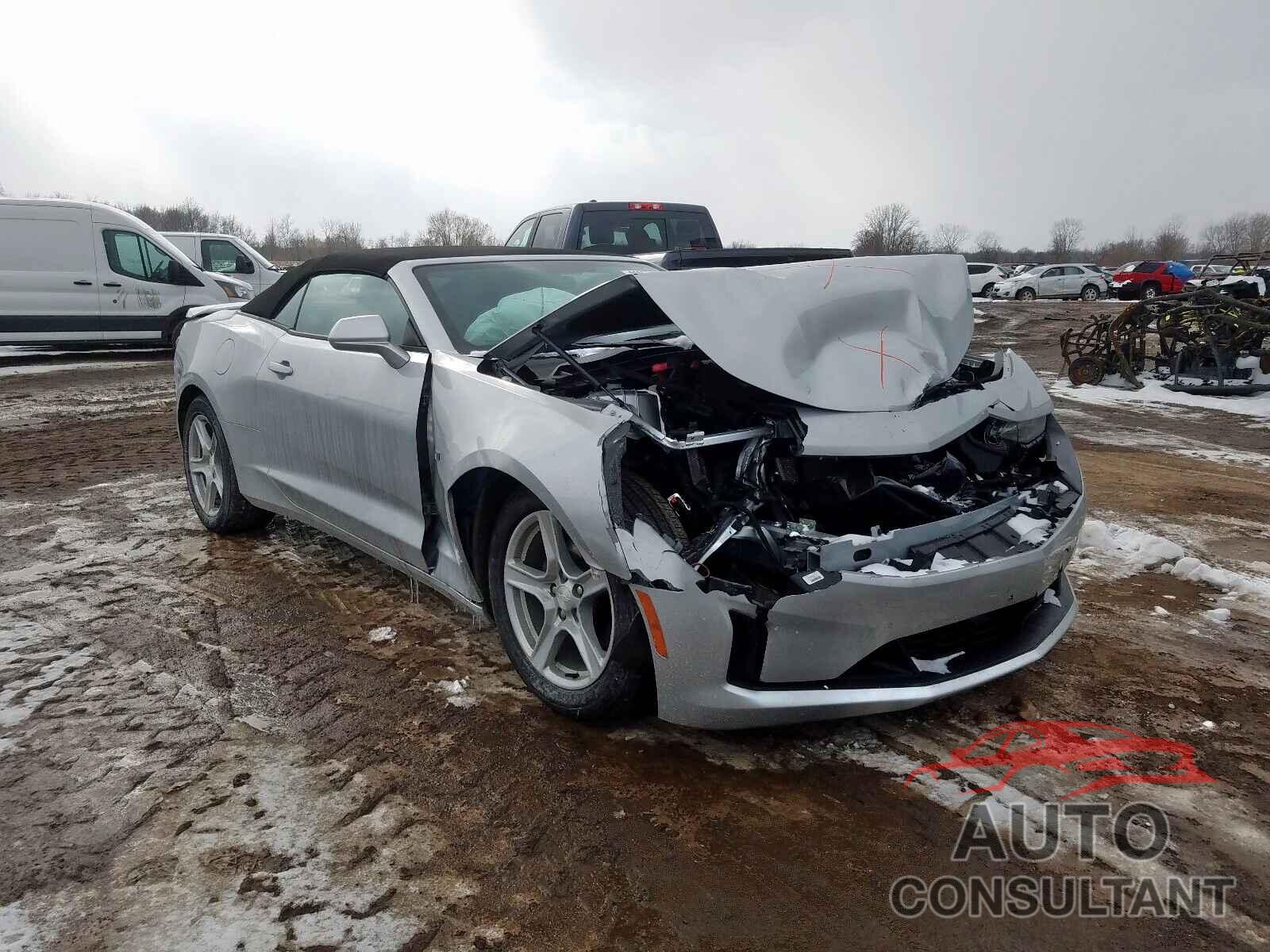CHEVROLET CAMARO 2019 - 1G1FB3DS8K0147907