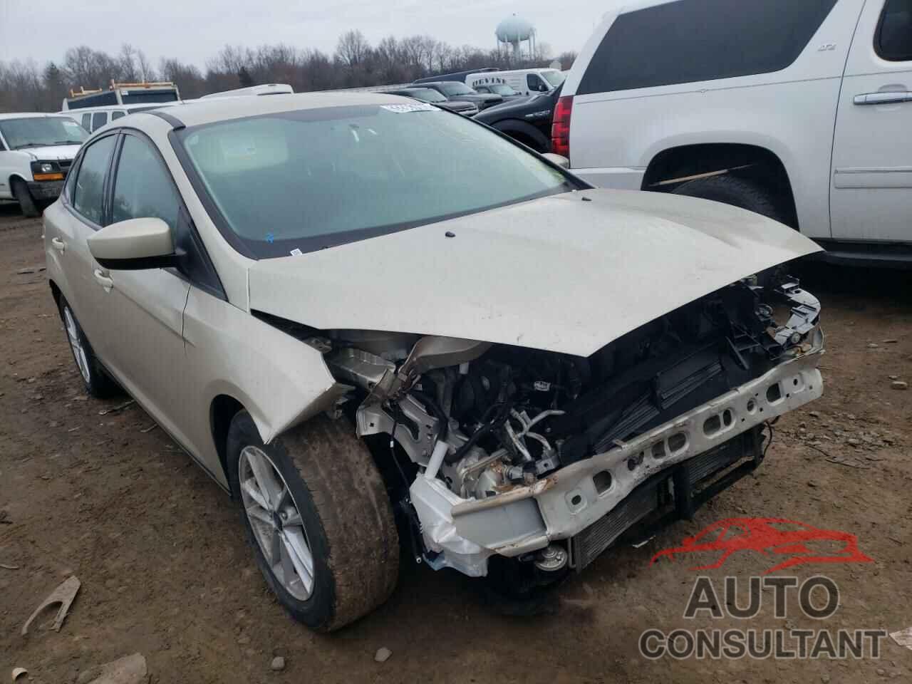 FORD FOCUS 2018 - 1FADP3F2XJL200364