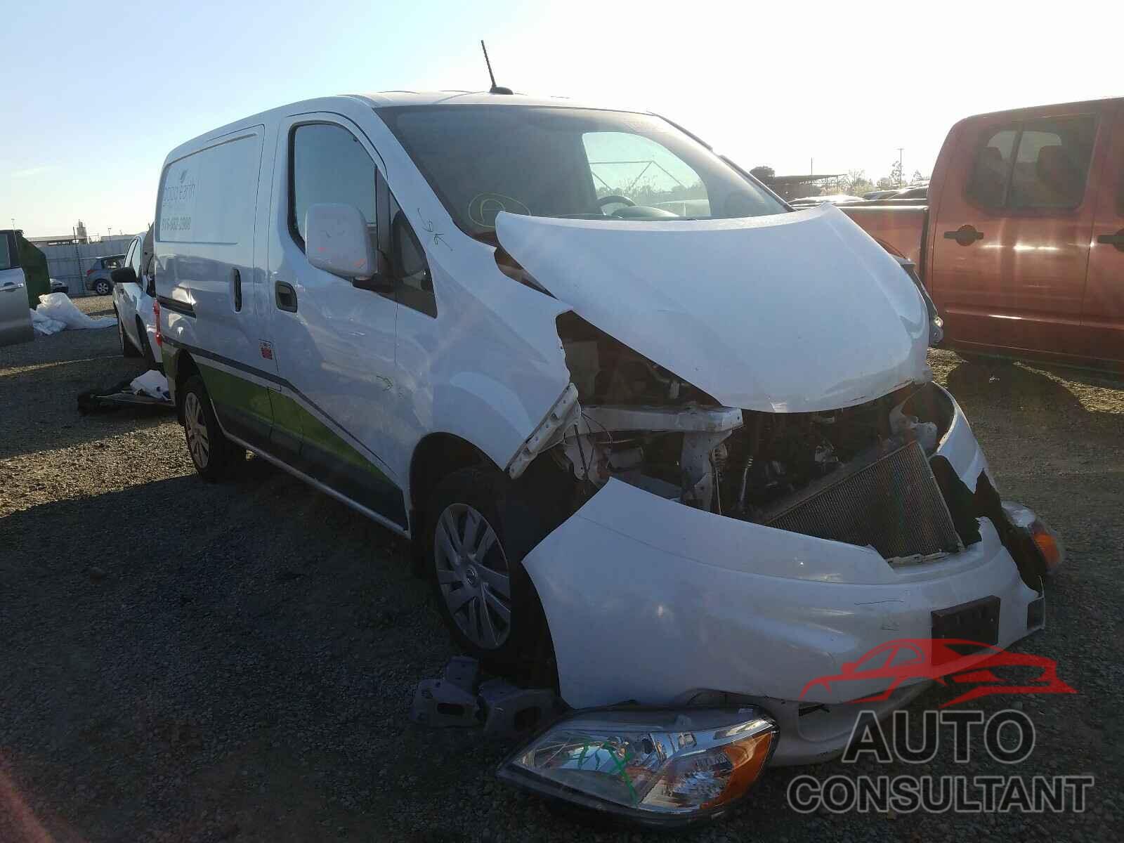 NISSAN NV 2019 - 3N6CM0KN9KK695047