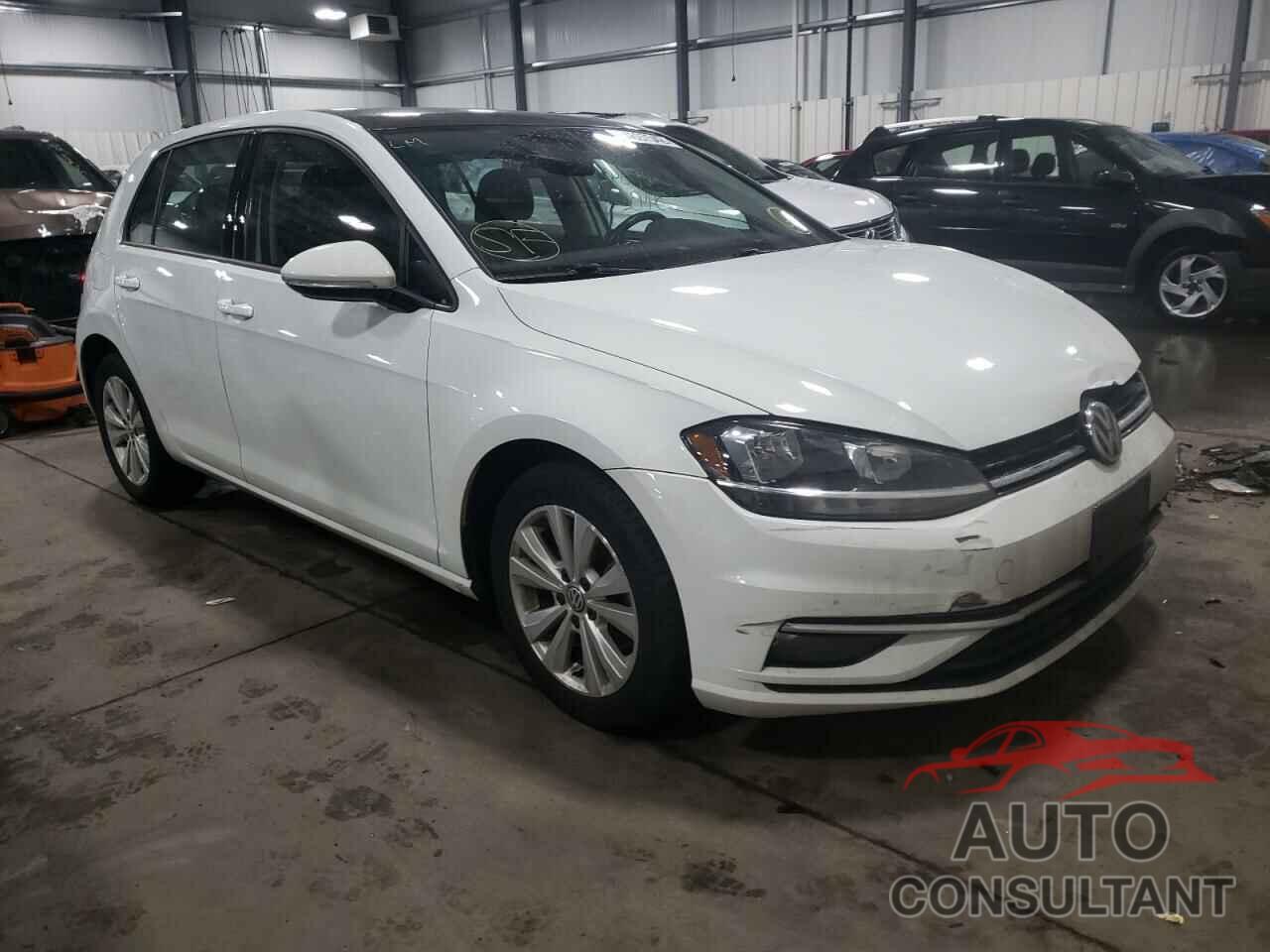 VOLKSWAGEN GOLF 2018 - 3VWG17AU4JM260631