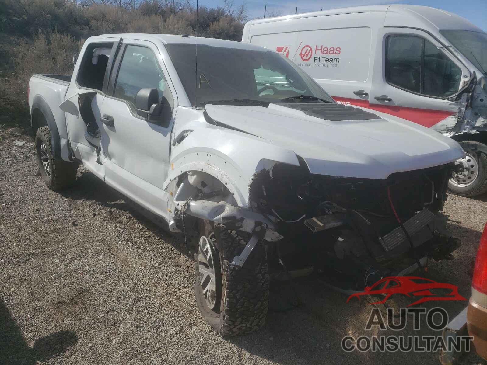 FORD F150 SVT 2018 - 1FTFW1RG6JFD13468