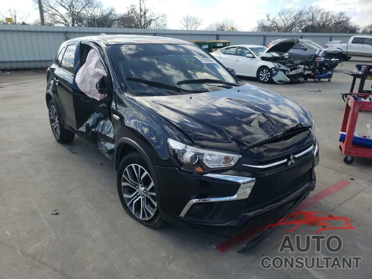 MITSUBISHI OUTLANDER 2019 - JA4AP3AU1KU020282