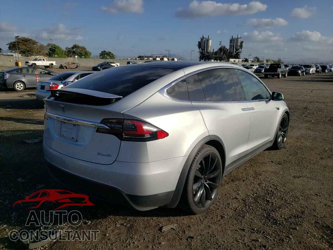 TESLA MODEL X 2018 - 5YJXCBE47JF118644