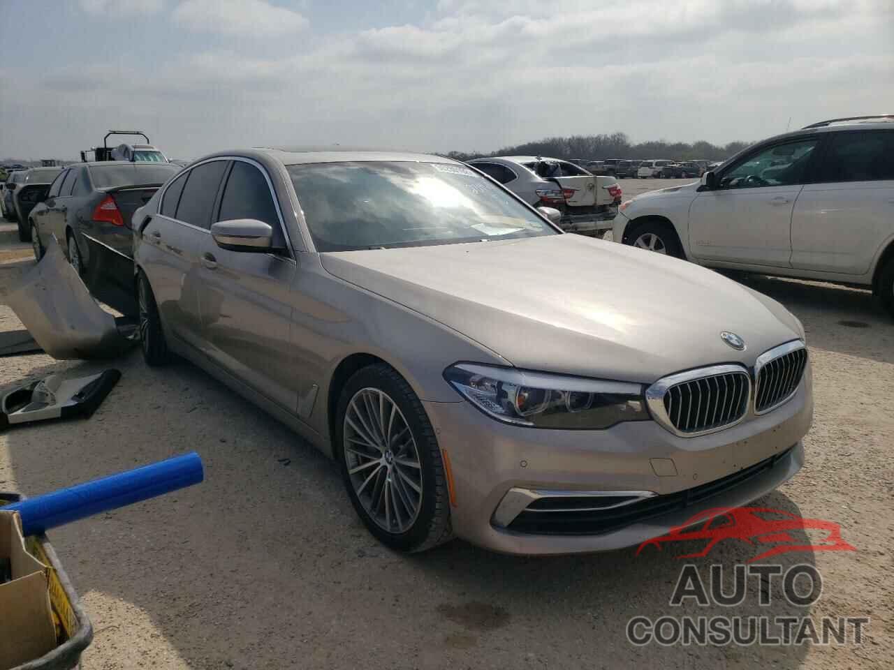 BMW 5 SERIES 2019 - WBAJE5C55KWE66534