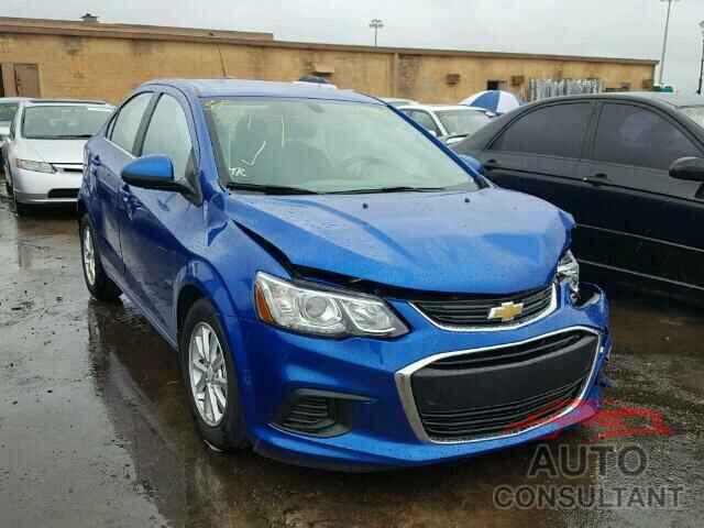 CHEVROLET SONIC 2017 - 1G1JD5SH8H4105763