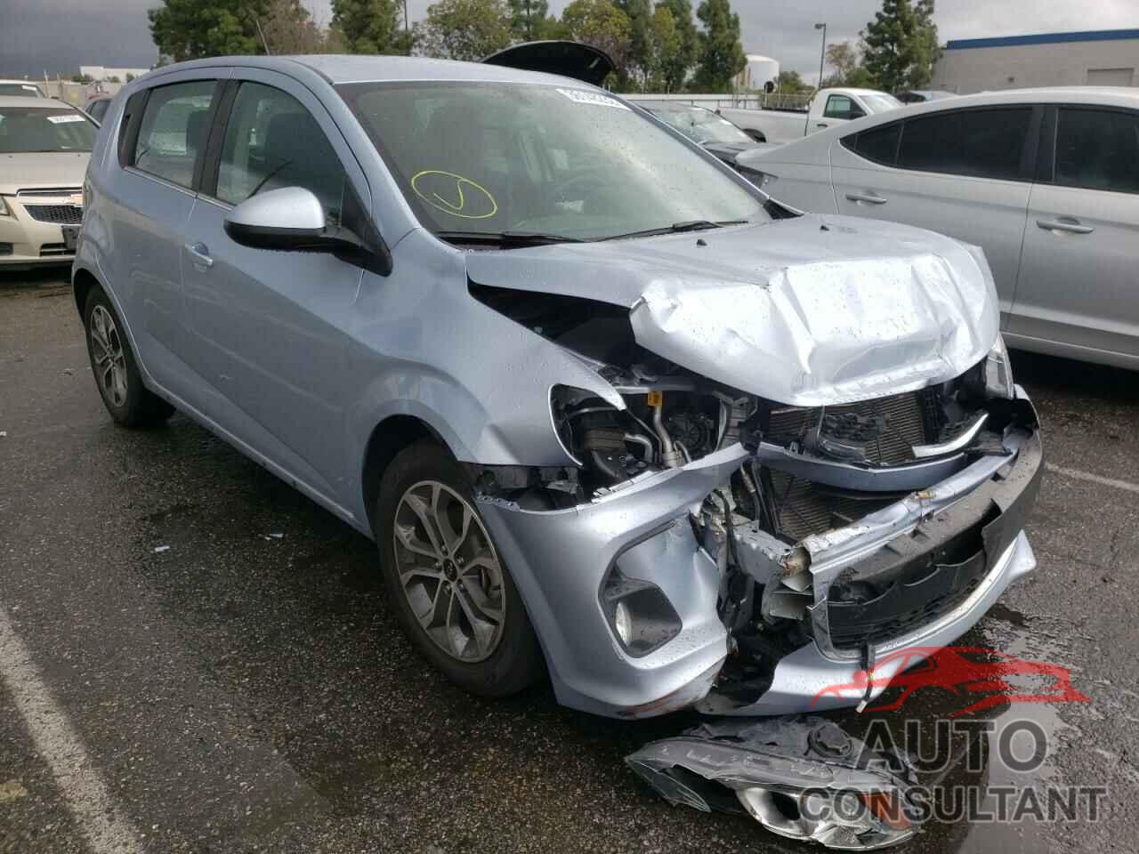 CHEVROLET SONIC 2018 - 1G1JD6SG8J4121626