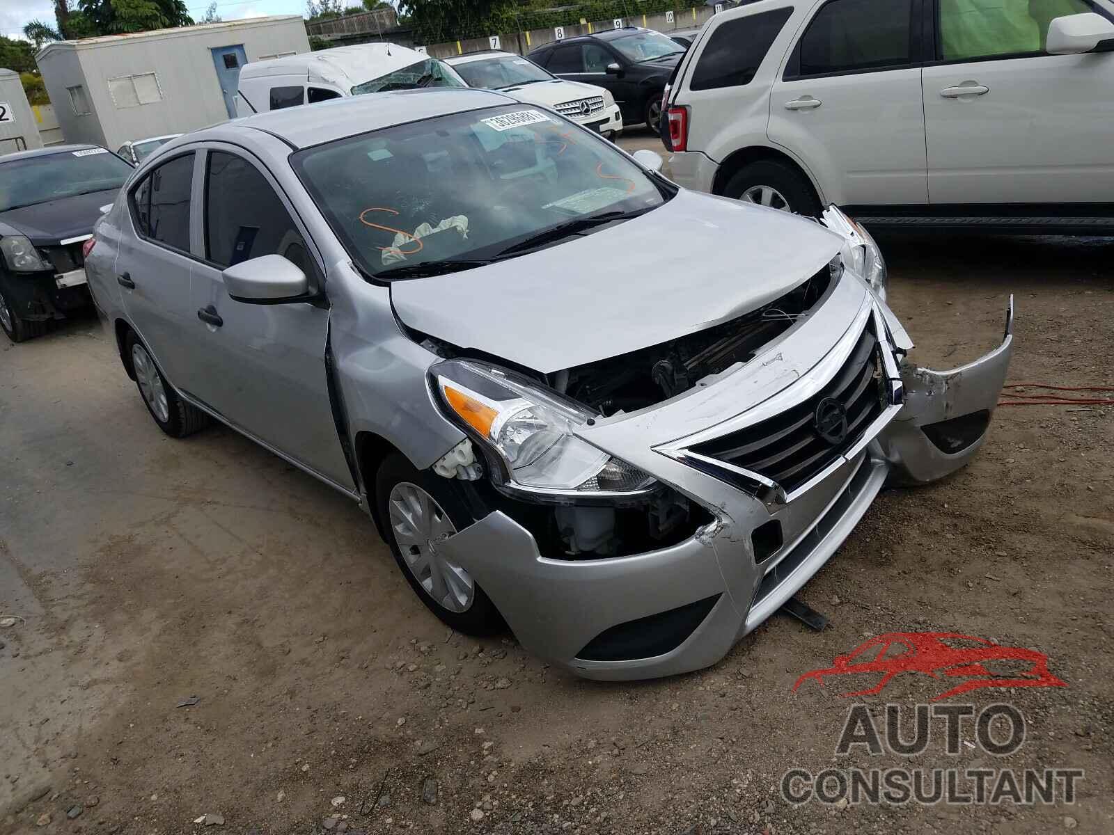 NISSAN VERSA 2017 - 3N1CN7AP8HL849846