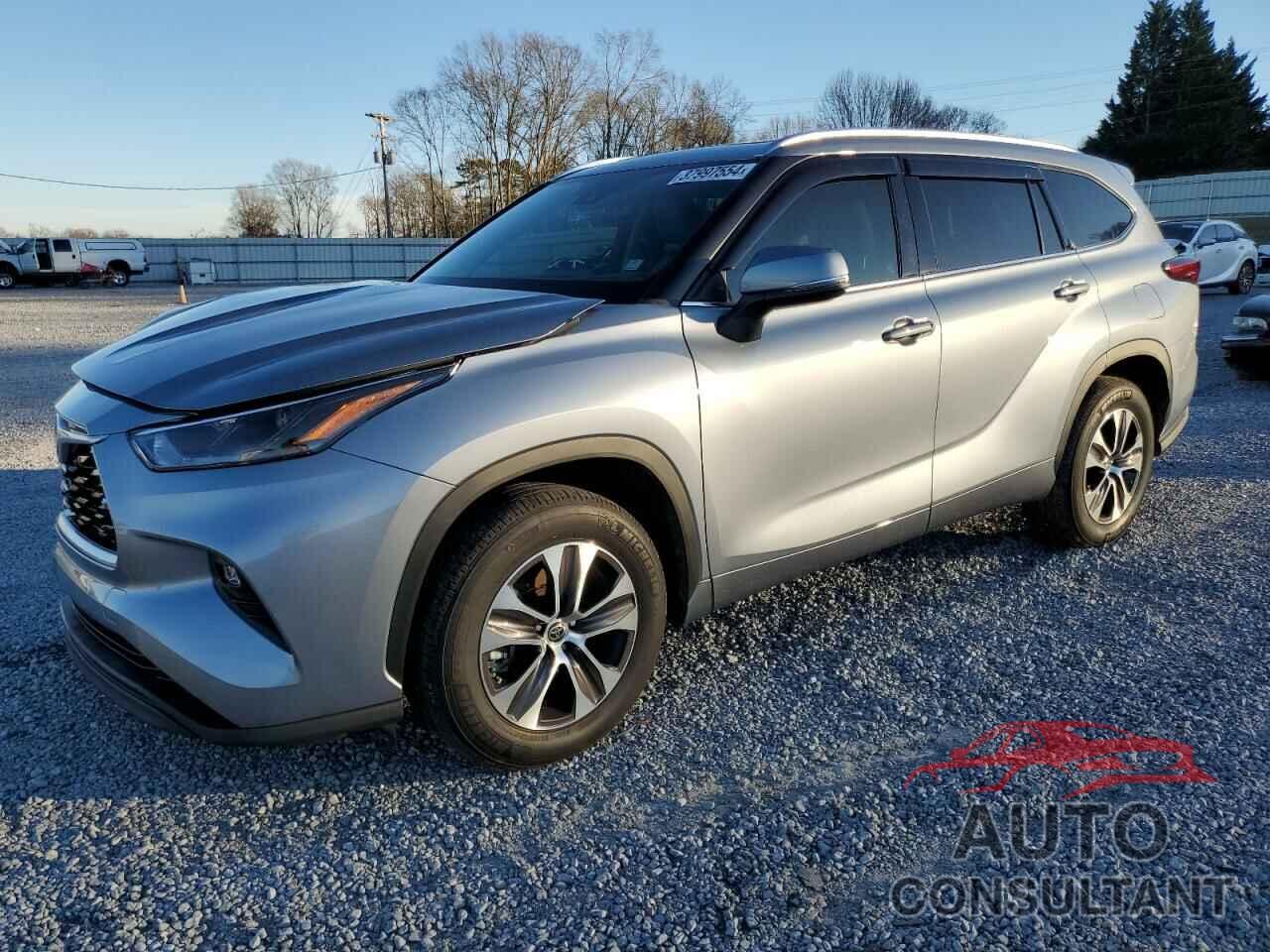 TOYOTA HIGHLANDER 2021 - 5TDGZRAH1MS056559