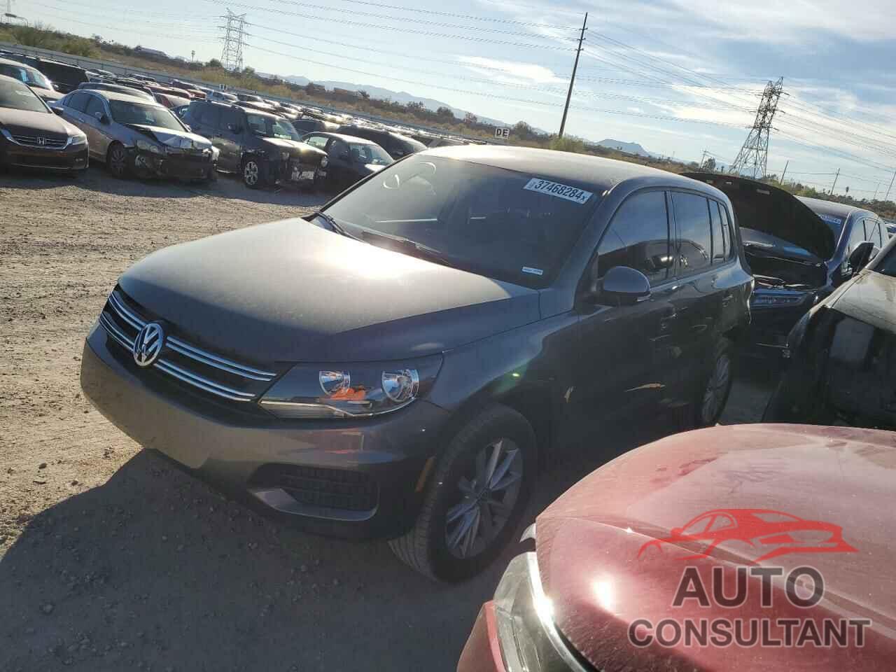 VOLKSWAGEN TIGUAN 2017 - WVGAV7AX0HK053867