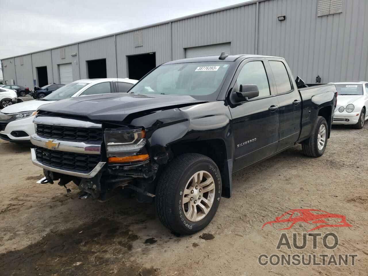 CHEVROLET SILVERADO 2017 - 1GCVKREC2HZ157656