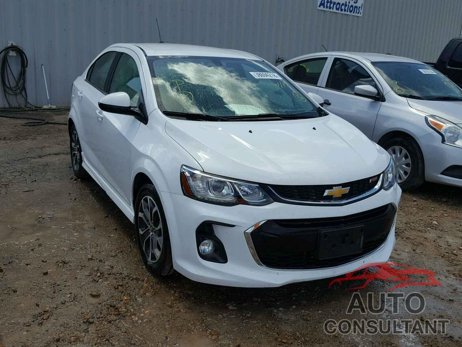 CHEVROLET SONIC 2017 - 1G1JD5SH5H4178024