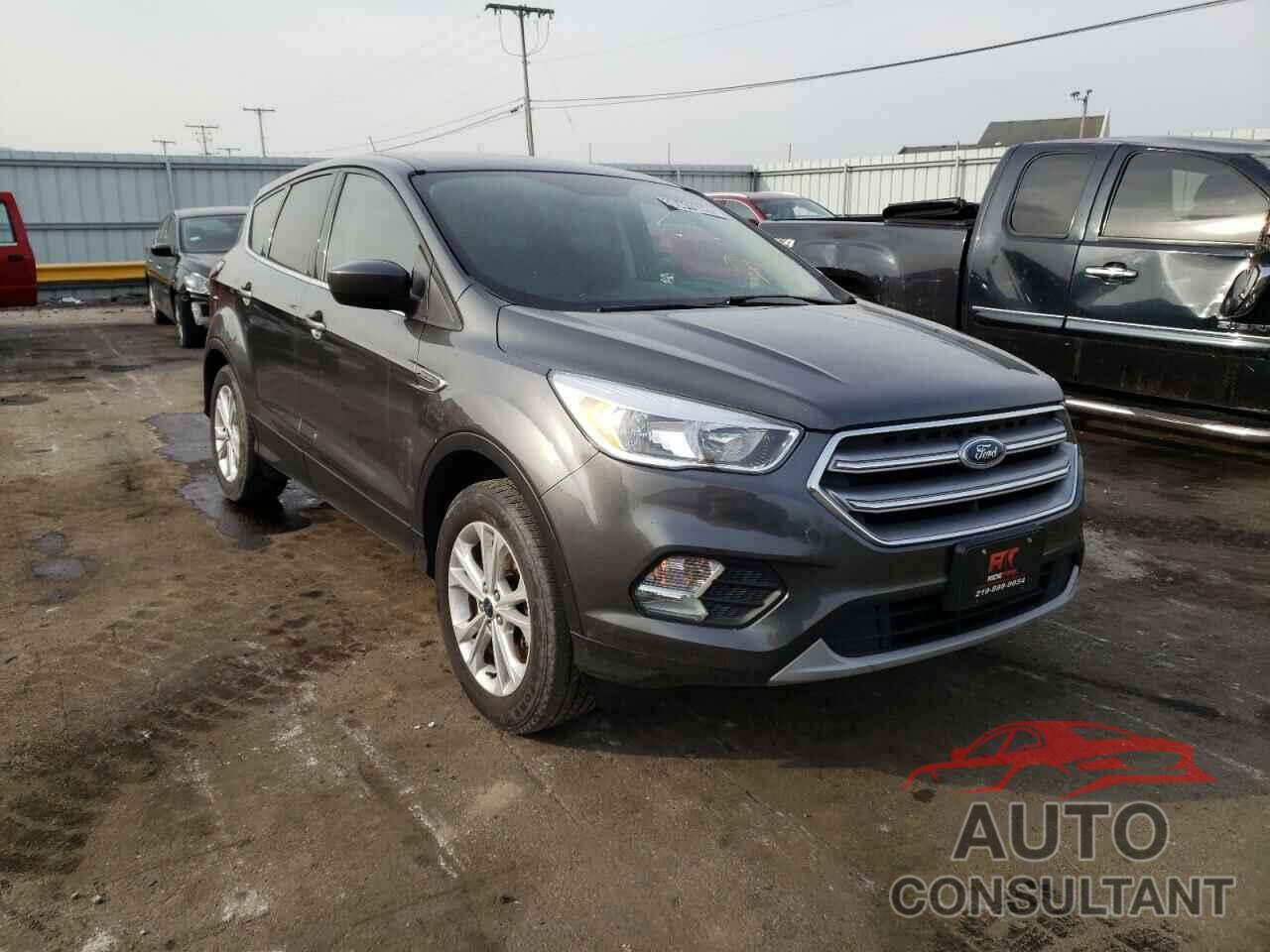 FORD ESCAPE 2017 - 1FMCU0GD9HUC97618