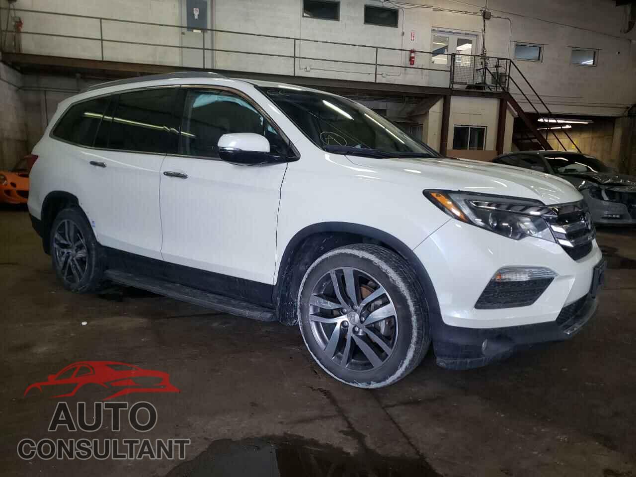 HONDA PILOT 2016 - 5FNYF6H99GB505120