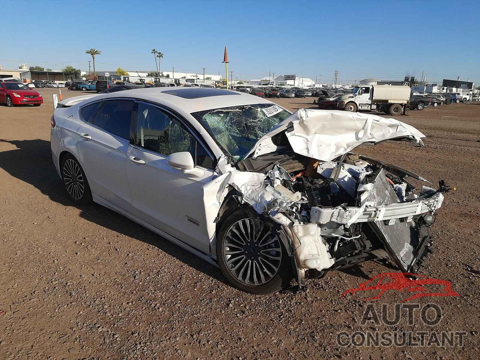 FORD FUSION 2018 - 3FA6P0SU0JR204875