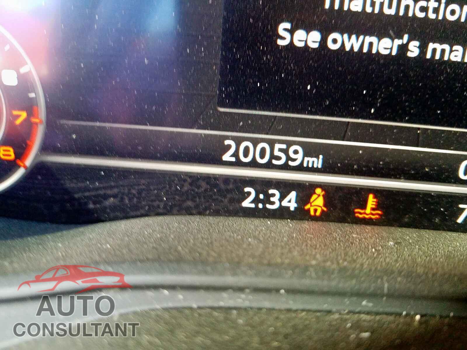 AUDI A4 2017 - 2HGFC4B83KH300661