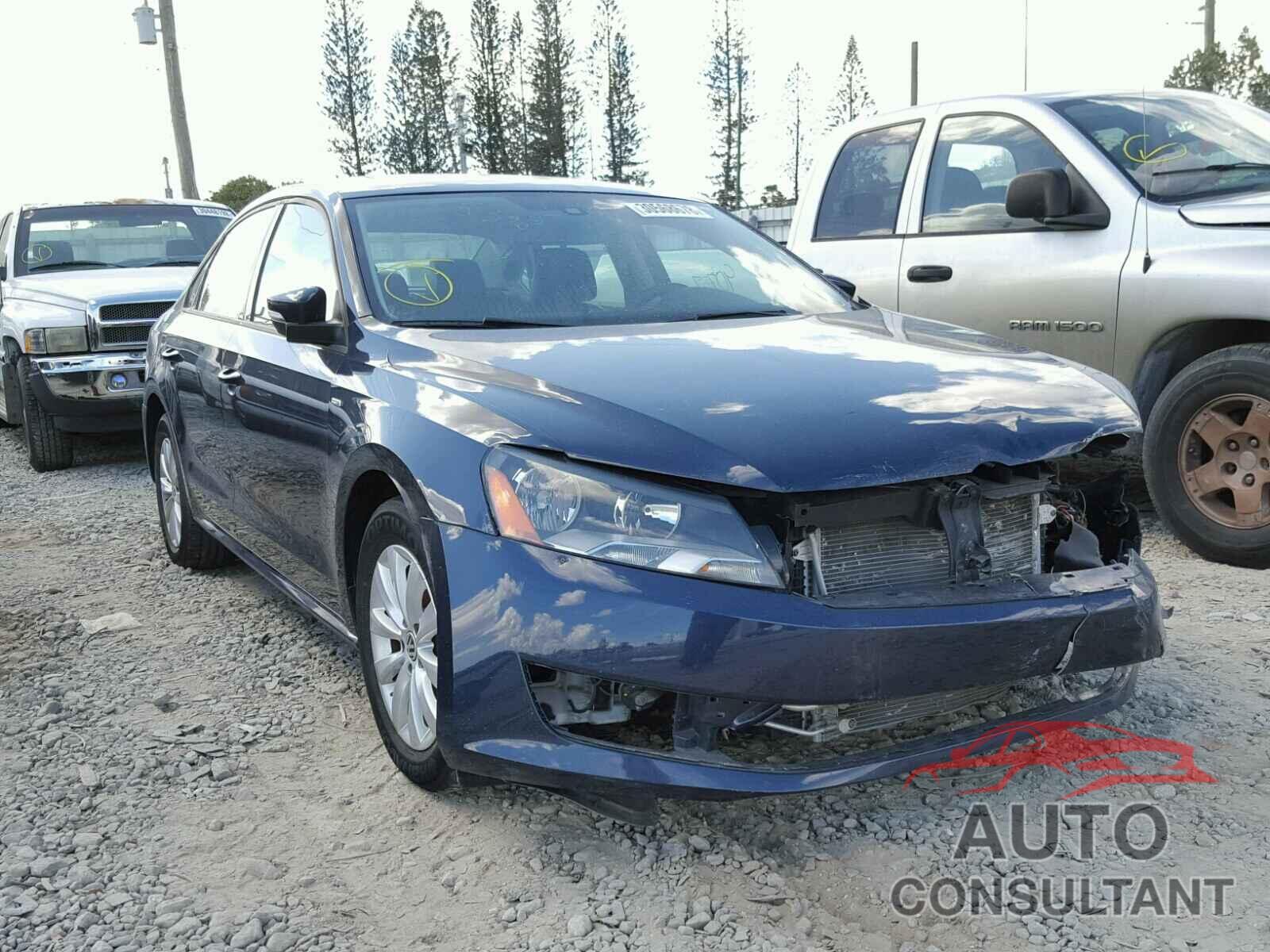 VOLKSWAGEN PASSAT 2015 - 1VWAT7A36FC041623