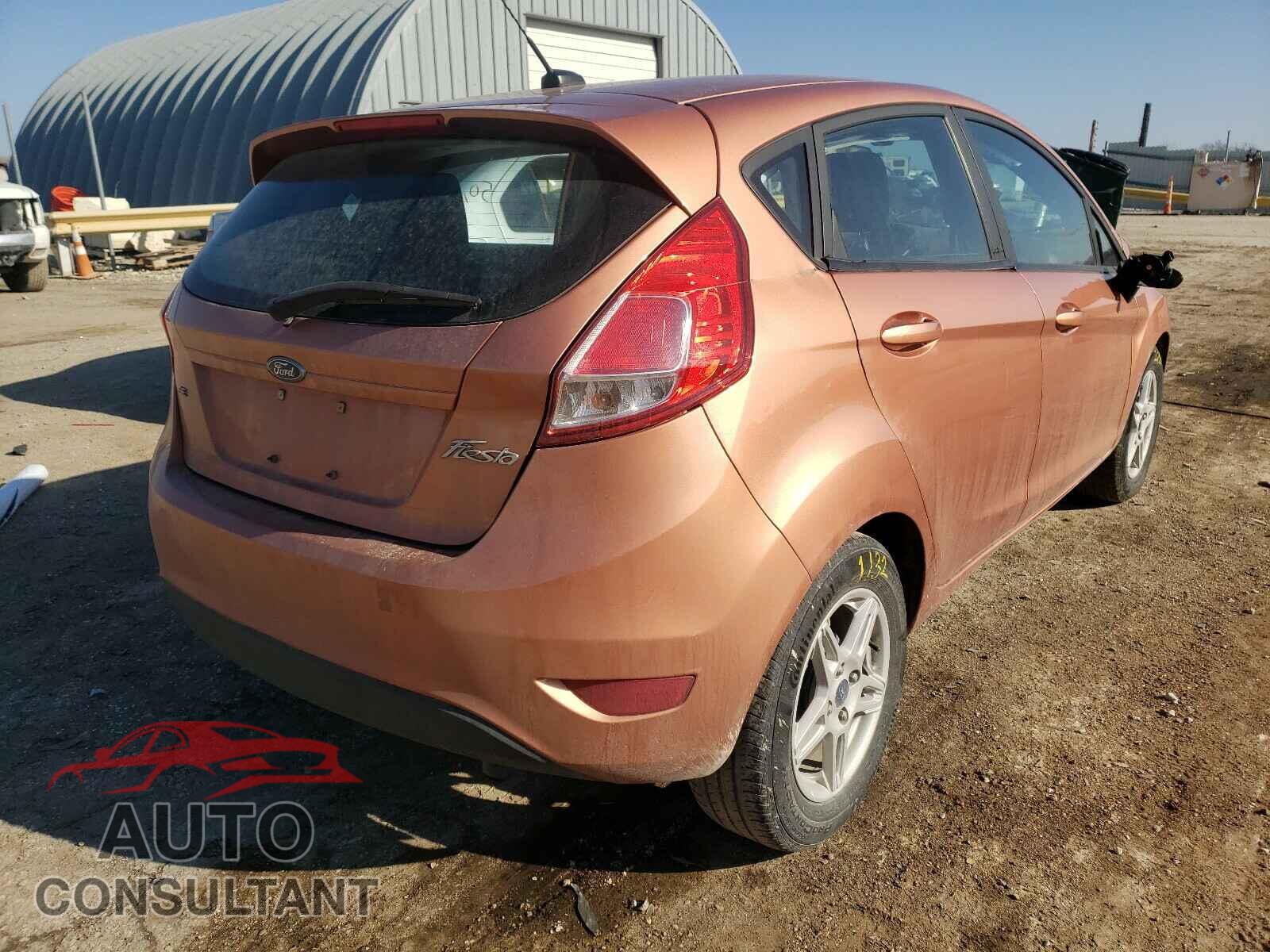 FORD FIESTA 2017 - 3FADP4EJ6HM110376