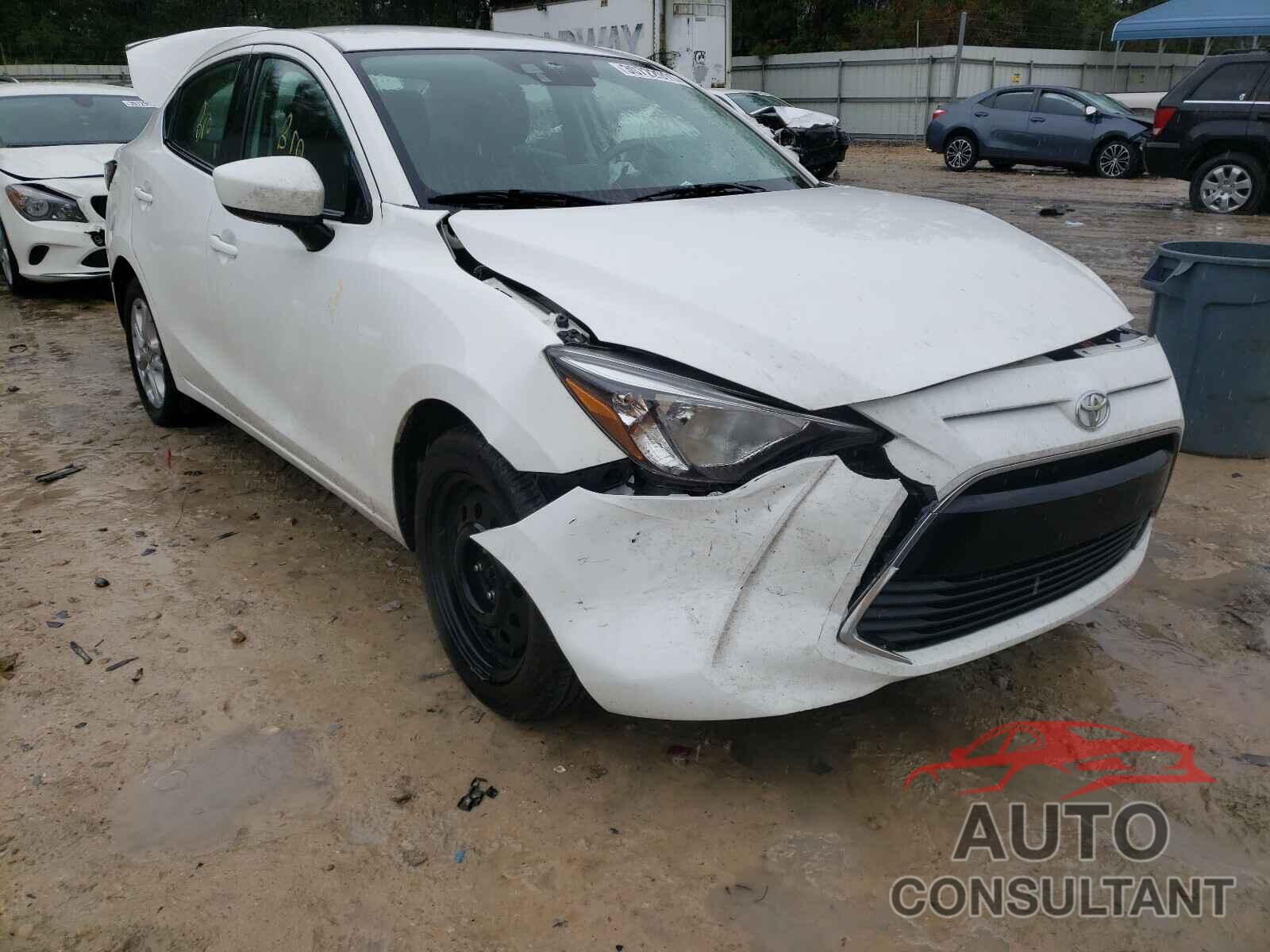 TOYOTA YARIS 2018 - 3MYDLBYV6JY301417