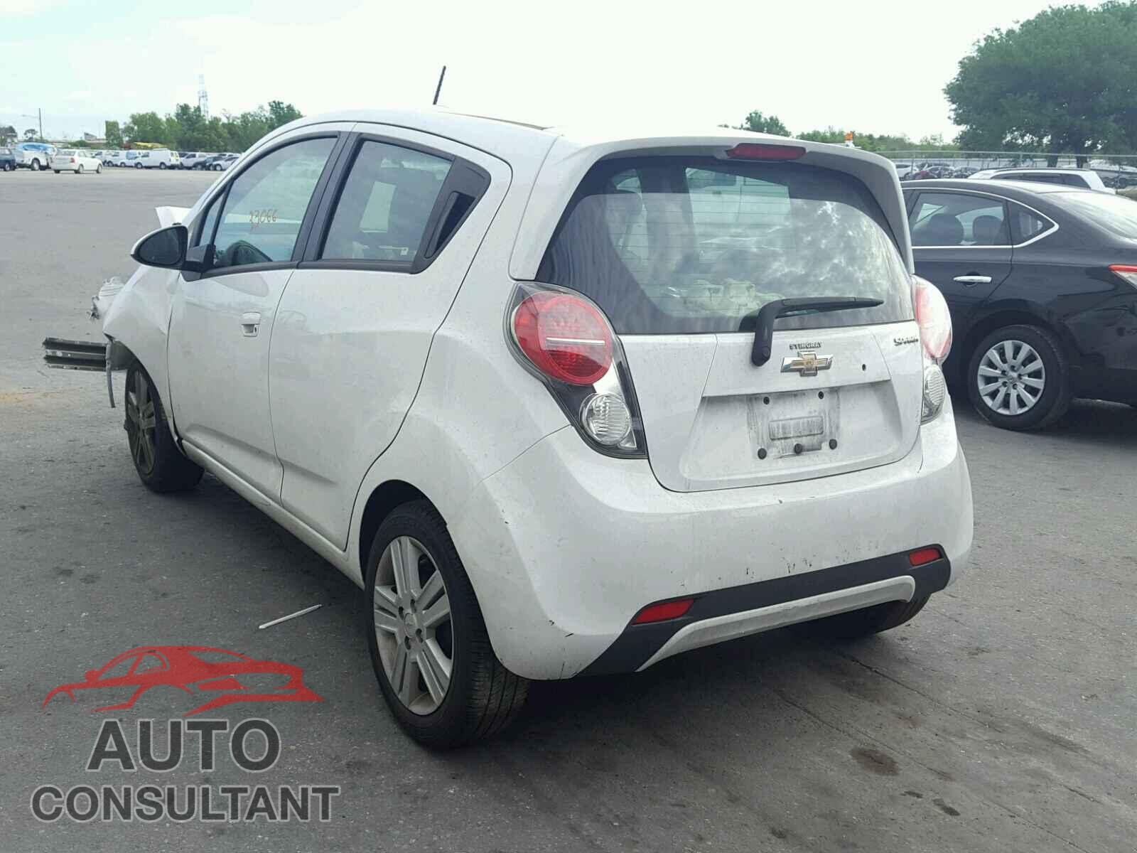 CHEVROLET SPARK 2015 - KL8CB6S90FC808564