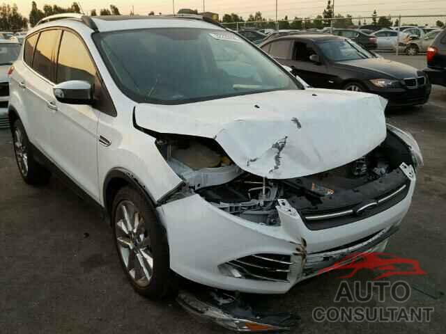 FORD ESCAPE 2015 - 5YFDPMAEXMP267124