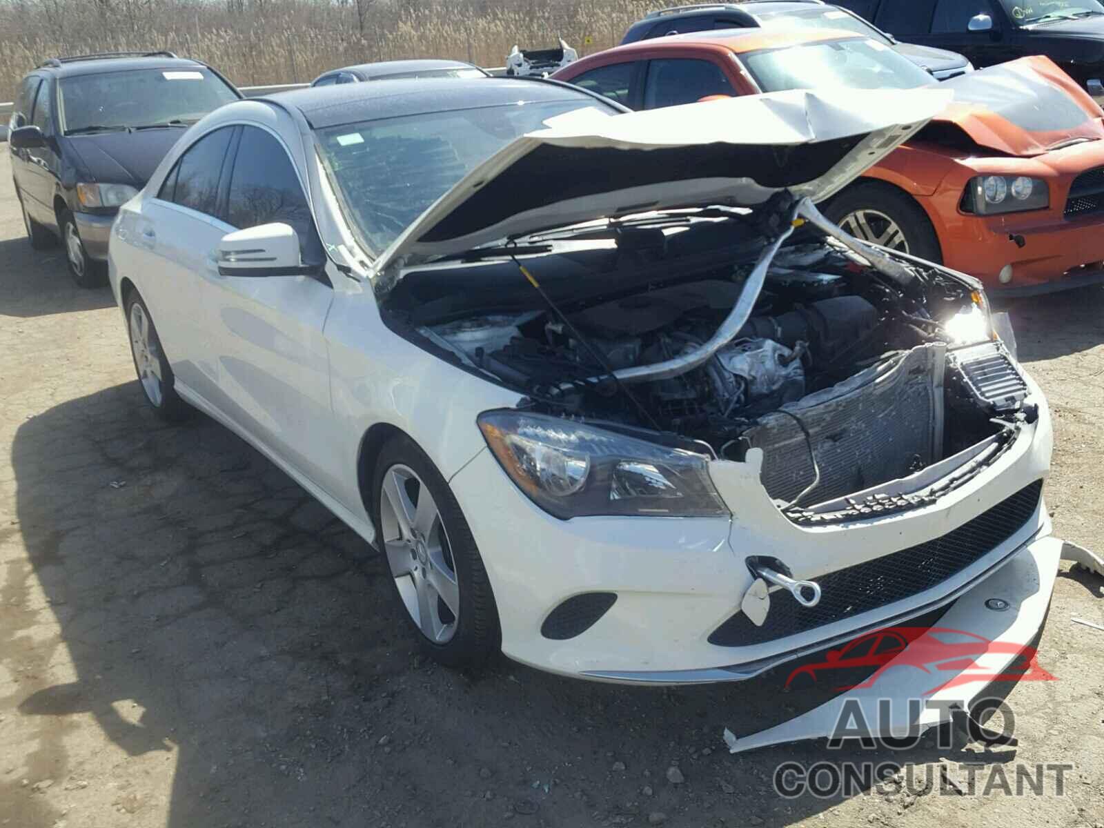 MERCEDES-BENZ CLA 250 2017 - WDDSJ4EB8HN438552
