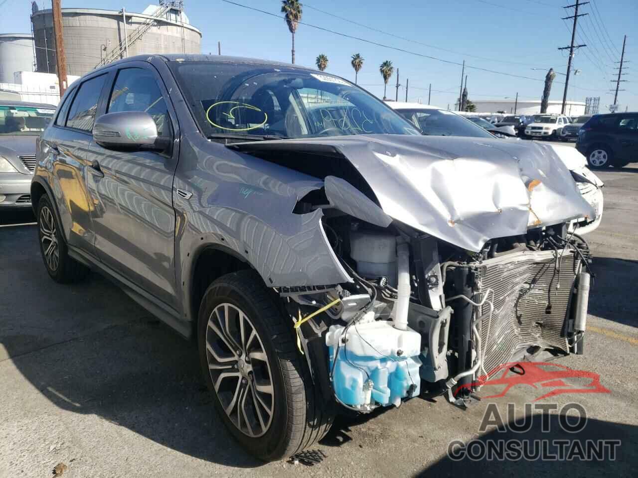 MITSUBISHI OUTLANDER 2019 - JA4AP3AU5KU008328