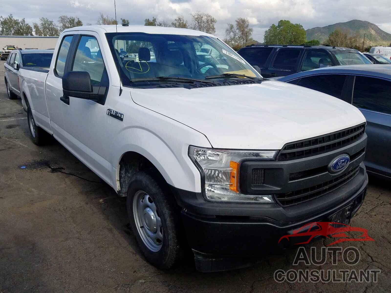 FORD F150 2018 - 3VWB67AJXHM228472