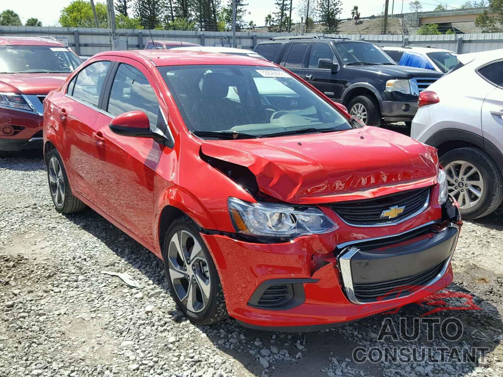 CHEVROLET SONIC 2018 - 1G1JF5SB2J4107052