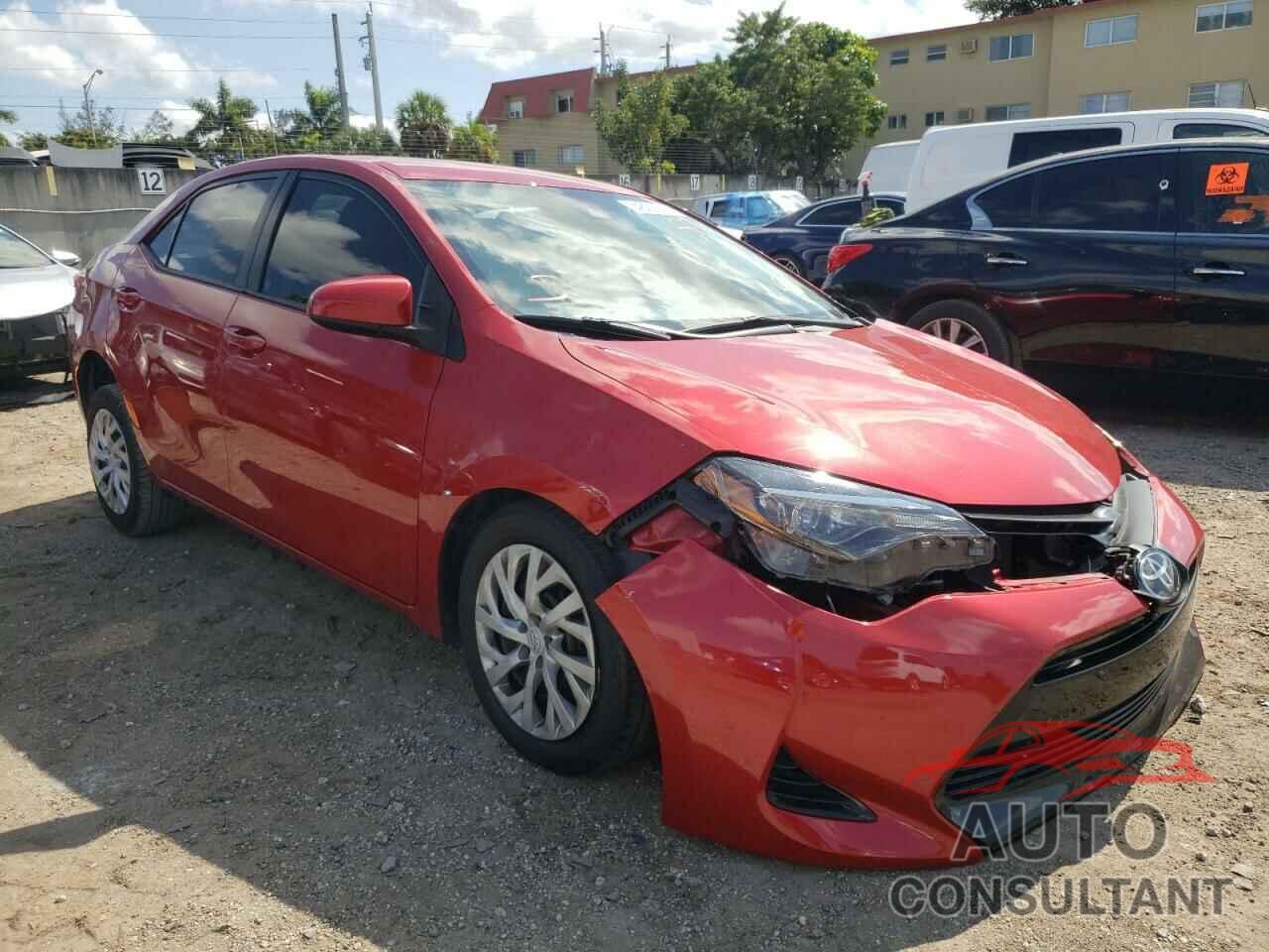 TOYOTA COROLLA 2018 - 2T1BURHEXJC990812