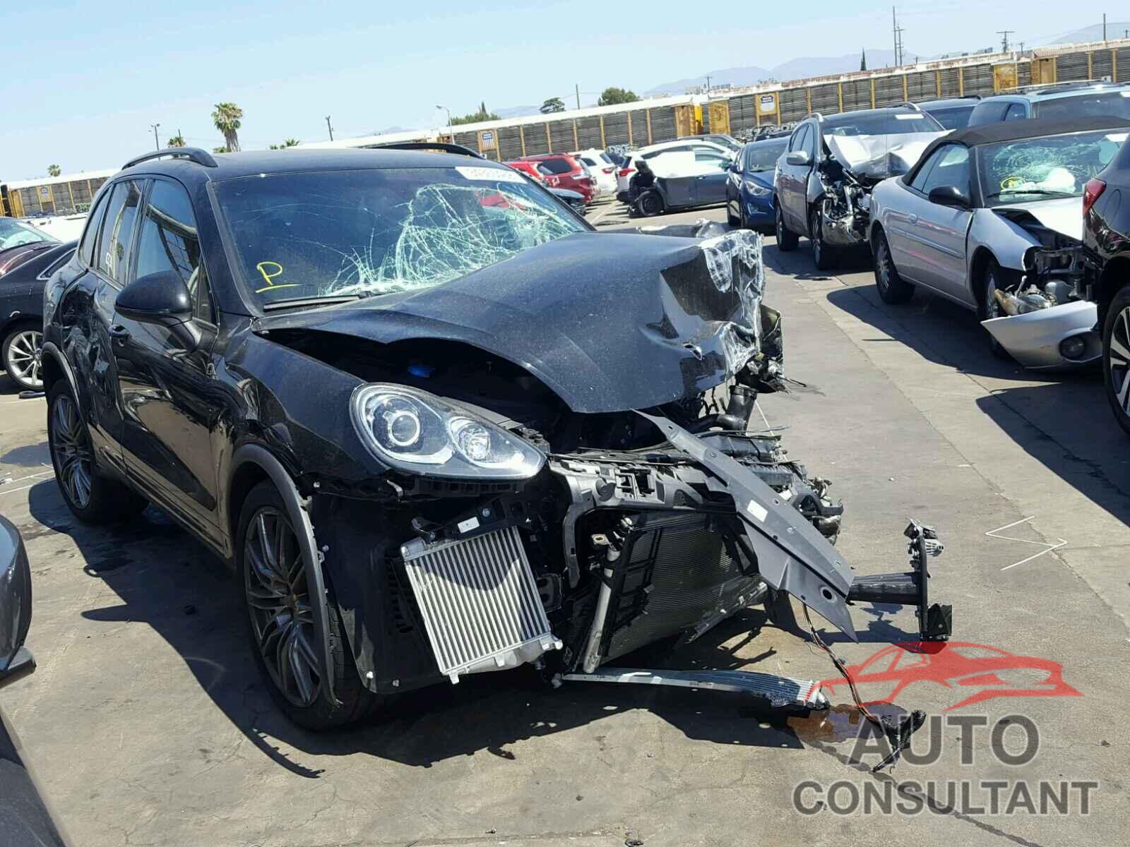 PORSCHE CAYENNE 2017 - WP1AB2A28HLA51877