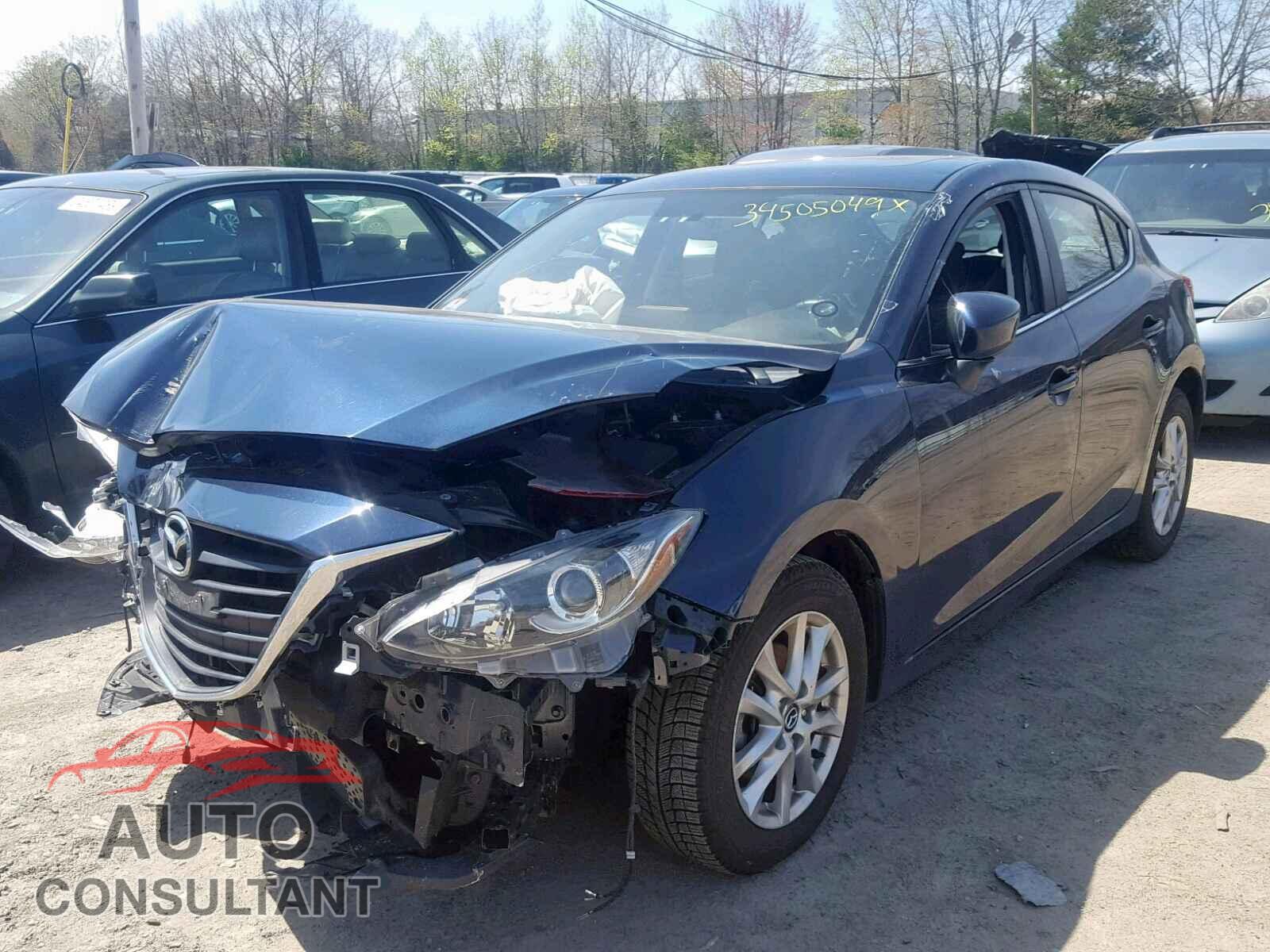 MAZDA 3 2015 - 3N1CP5BV6ML476909